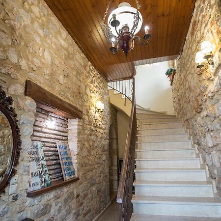 Seafront Stone Suites Воница Экстерьер фото