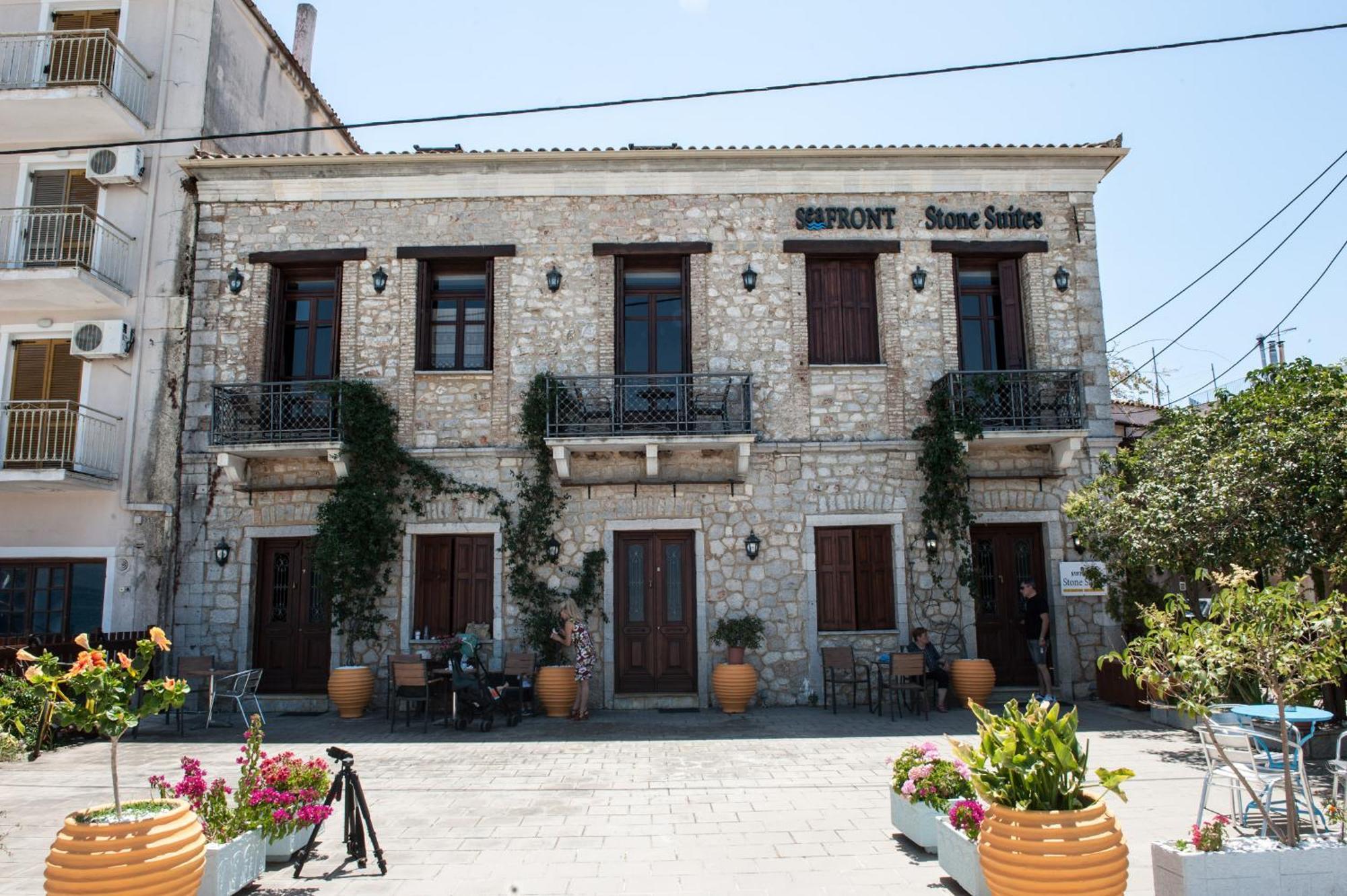 Seafront Stone Suites Воница Экстерьер фото