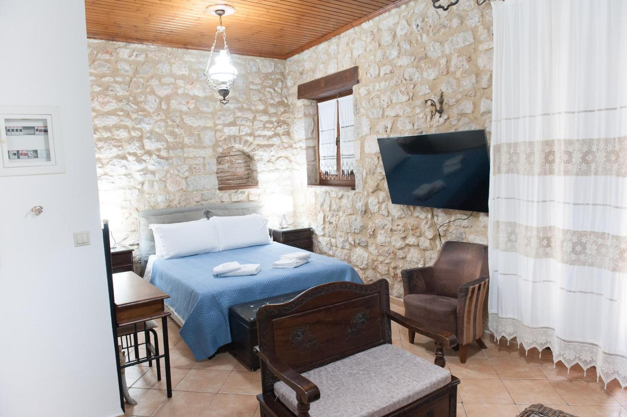 Seafront Stone Suites Воница Экстерьер фото