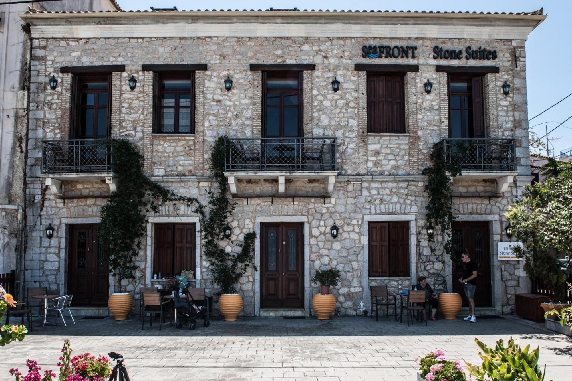 Seafront Stone Suites Воница Экстерьер фото