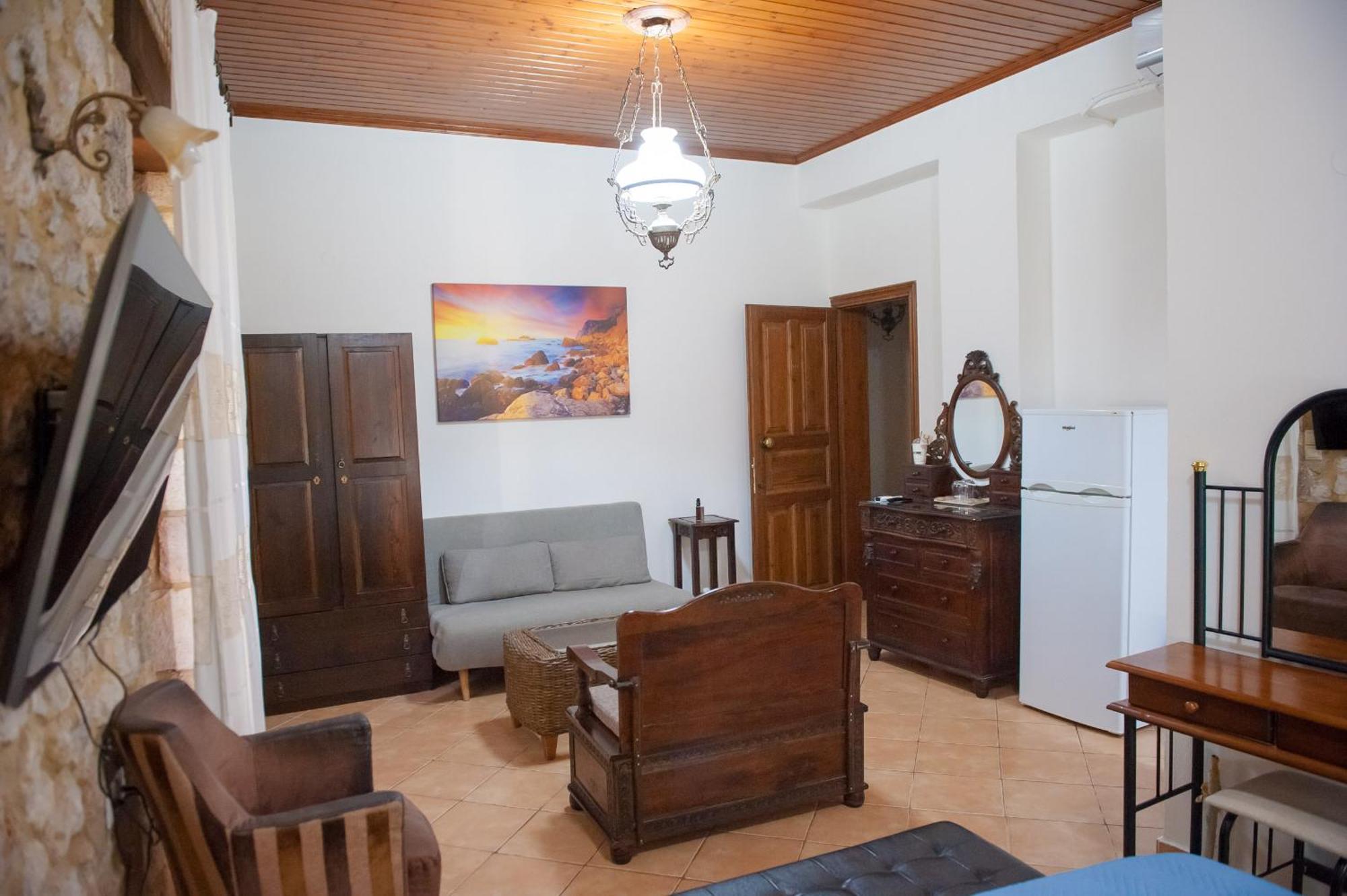Seafront Stone Suites Воница Экстерьер фото